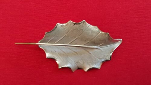 Beau Vintage 925 sterling silver leaf brooch. - image 1