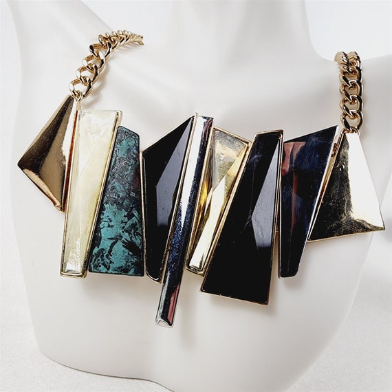 Abstract Geometric Gold Tone Necklace Earrings Fa… - image 5