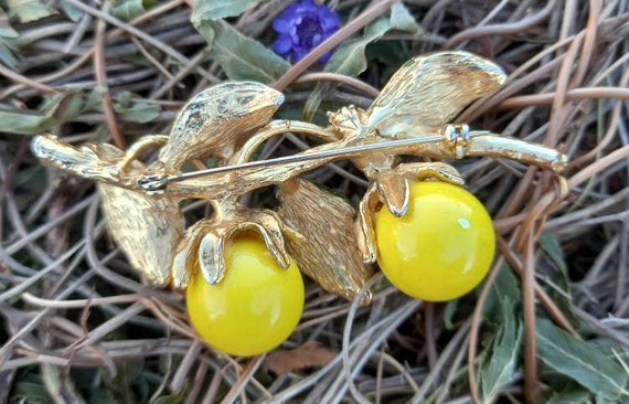 Amazing Vintage Yellow Lemon Enameled, Purple Rhi… - image 2