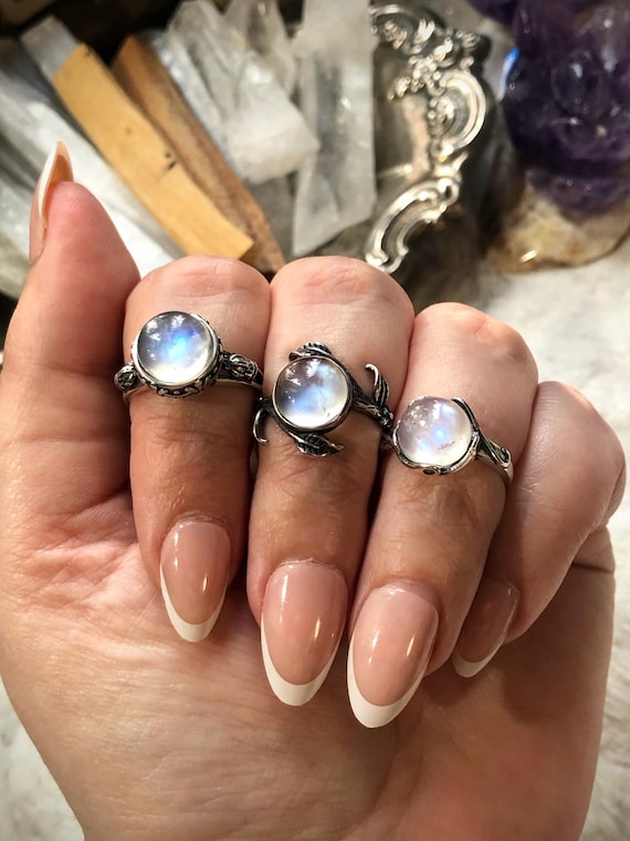 ONE Flashy Blue Moonstone Ring, Adjustable Silver 