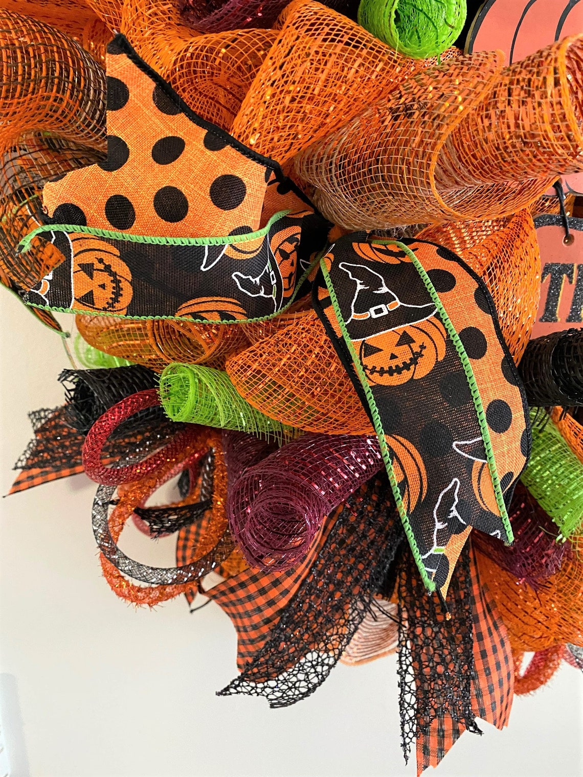 PUMPKIN Trick or Treat Halloween Wreath - Etsy