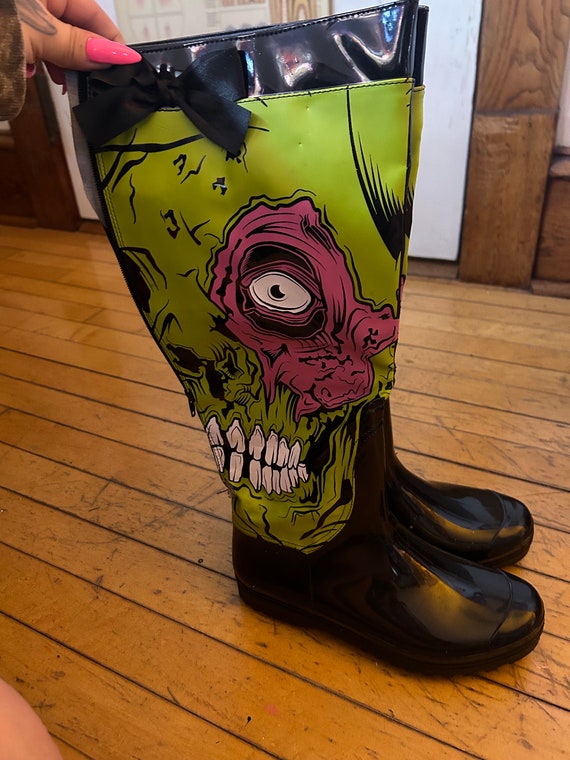 Vintage Iron Fist Brand Rain Boots “Kiss Of Death”