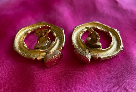 Vintage 80s style NAPIER door knocker earrings ch… - image 7