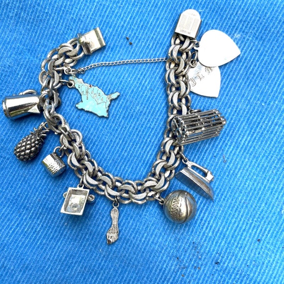 UNIQUE Estate 925 Sterling Silver Charm Bracelet - image 10