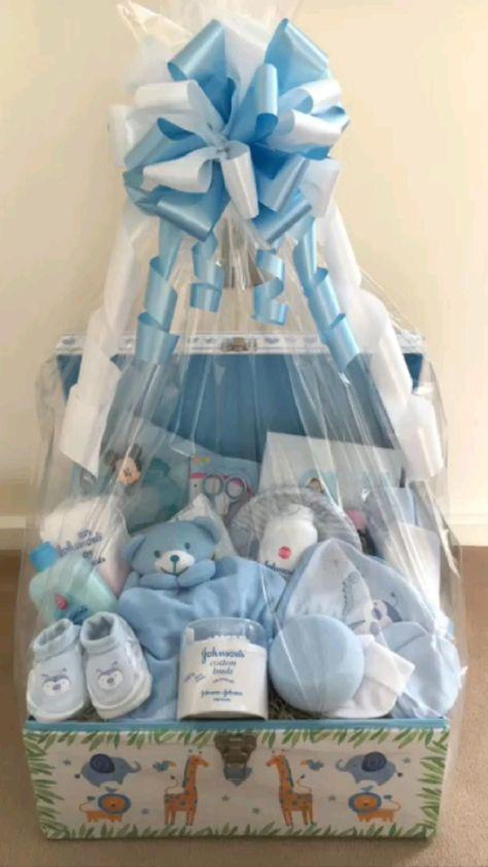 Adorable Custom Baby Shower Gift Baskets / Baby Gift/ Baby Shower Gift ...