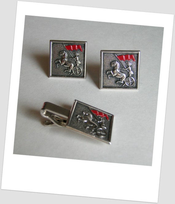 Vintage Roman Chariot Square Red Cuff Links, Tie C