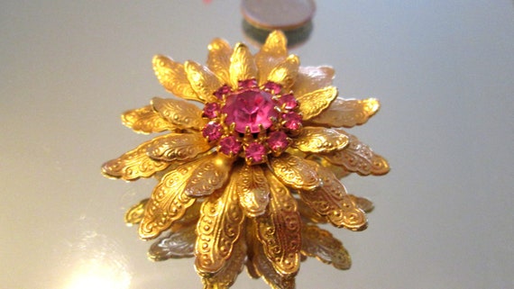 Vintage Floral Brooch With Pink Chatons, Ornate D… - image 2