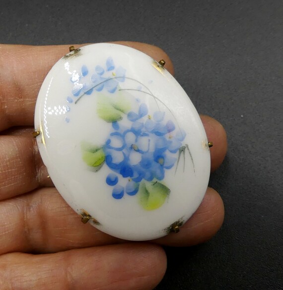 Antique brass hand painted porcelain oval brooch - image 3