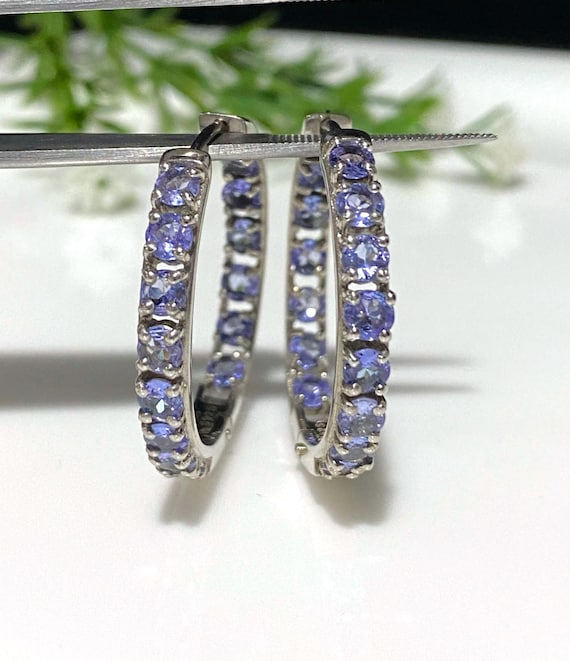 Vintage Sterling Silver Round cut Tanzanite Hoop E