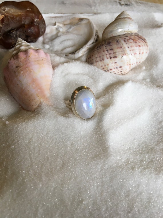 Oblong  Rainbow Moonstone Vintage Ring - Moonstone