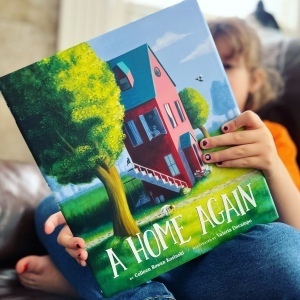 https://thebabybookwormblog.wordpress.com/2021/10/28/a-home-again-colleen-rowan-kosinski/