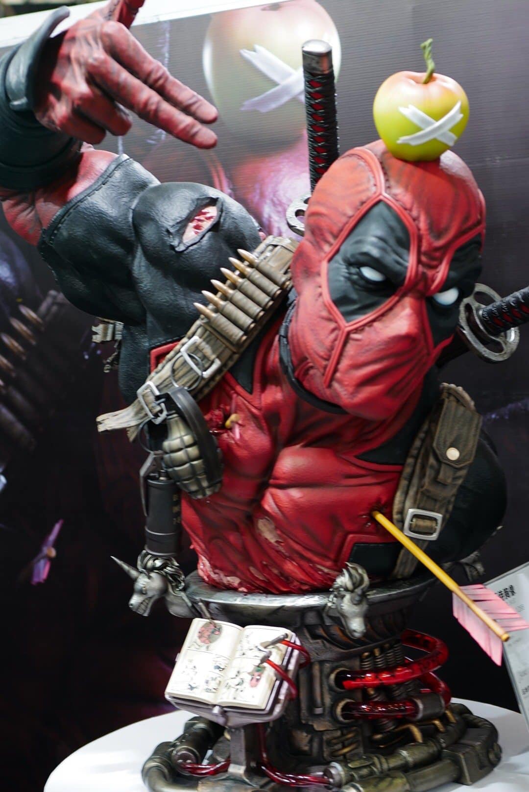 Marvel Deadpool Life-Size Bust By Sideshow Collectibles, 56% OFF