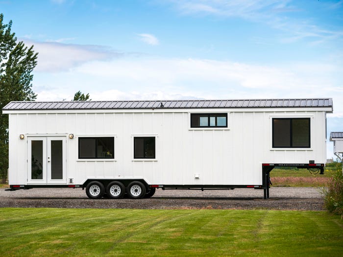 Traveler'S Paradise Tiny Home On Wheels For $111,300 Has Four Rooms And Two  Lofts