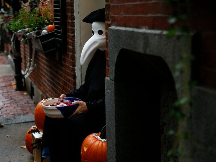 halloween plague doctor