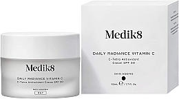 Crème de jour à la vitamine C SPF 30 Medik8 Daily Radiance Vitamin C