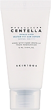 Solansigtsserum med patenteret hyaluronsyrekompleks Skin1004 Madagascar Centella Hyalu-cica Water-fit Sun Serum