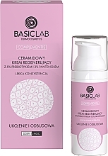 Pomirjujoča in obnovitvena krema za obraz BasicLab Dermocosmetics Complementis