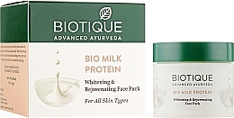 Máscara clareadora rejuvenescedora para rosto “Bio-proteínas do leite” Biotique Bio Milk Protein Whitening and Rejuvenating Face Pack