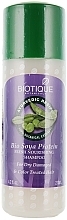 Shampoo equilibrante suave revitalizante "Bio Proteínas de Soja" Biotique Bio Soya Protein Fresh Balancing Shampoo