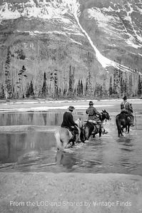 Johnston, F. B., photographer. (1903) Three campers on horseback cross the Columbia River in Washington. Washington Columbia River, 1903. [Photograph] Retrieved from the Library of Congress, https://www.loc.gov/item/2006676007/.