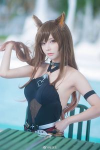 Ngắm loạt ảnh cosplay khoe nét quyến rũ và body cực kỳ chuẩn của nữ nhân vật trong Arknight - Cosplay - Việt Giải Trí