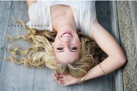 senior portrait ideas for girls | Make Lace Glitter Crowns!! (perfect for photo props or birthday ...