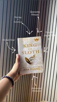 King of sloth #books #bookstagram #booklover #bookcase #sloth #trending