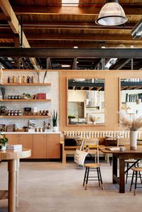 Albuquerque’s Sawmill Market has taken over a sprawling timber warehouse that has been totally reimagined by Islyn Studio in the city’s former industrial heartland. Photography: Read McKendree #restaurant #newmexico #architecture #design