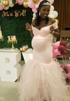 Luxury Maternity Gown With Ruffles, Spring Maternity Gown With Ruffles, Pink Maternity Gown, Spring Maternity Pink Gown, Pink Off-shoulder Maternity Dress, Baby Shower Gown, Dream Gown, Maternity Gown, Maternity Gowns