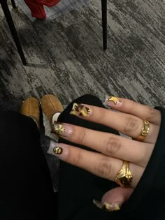 Fun Nail Sets, Nail Inspo Duck Nails, Hard Nails Short, Gold And Black Acrylic Nails, Short Acrylic Nails Gold, Shortie Nail Ideas, Green New Years Nails, Jelly Brown Nails, Asap Rocky Nails