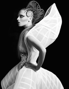 Multi-panelled Woman In A Dress, Structured Fashion, Architectural Fashion, Avant Garde Hair, Extreme Fashion, Sculptural Fashion, Toni And Guy, Fantasy Hair, Futuristic Fashion