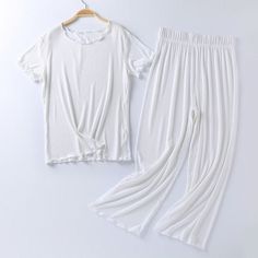 The Loose Set Original Pajamas Comfortable Solid Color Sleep Sets, Solid Cotton Sleepwear For Lounging, Cotton Solid Color Sleepwear For Relaxation, Solid Color Cotton Sleepwear For Relaxation, Comfortable White Sleepwear Set, Comfortable White Sleep Set, Cotton Sleepwear For Loungewear, Cotton Sets For Lounging, Solid Color Cotton Loungewear Sets