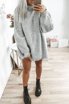 Dresses With Doc Martens Outfits Fall, Doc Martens Outfit Fall, Doc Martens Outfits, Dr Martens Outfit, Doc Martens Outfit, Rock Boots, Grey Sweater Dress, Outfit Trends, Fashion Mode