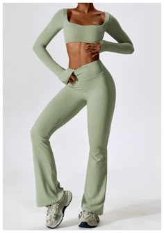 Sage Green Long Sleeve Top and Yoga Pant Athleisure Set – Seamlyss Apparel Sage Green Gym Outfit, Sage Green Workout Outfit, Matching Yoga Set, Gym Clothes Design, Green Sport Outfit, Spring Workout Outfits, Athleisure Fits, Athletic Outfit Ideas, Sage Green Outfit