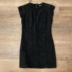 Never Worn. Perfect Condition. Black Denim Dress For Fall, Black Short Sleeve Denim Dress For Spring, Black Knee-length Cotton Denim Dress, Chic Black Knee-length Denim Dress, Black Denim Dress For Spring, Black Knee-length Denim Dress For Fall, Trendy Black Denim Dress For Spring, Chic Black Denim Dress For Work, Black Cotton Denim Dress For Spring