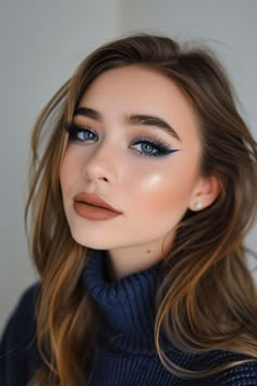 Bridal Makeup Inspiration Wedding Day, Natural Makeup Ideas For Blue Eyes, Wedding Blue Makeup, Subtle Eye Makeup For Blue Eyes, Natural Blue Makeup, Makeup With Blue Eyeshadow, Blue Eyes Makeup Looks, Blue Eyes Make Up, Blue Eyes Makeup