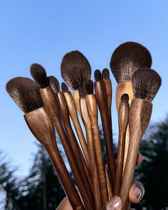 Introducing our exquisite Black Walnut Makeup Brush Set, the epitome of luxury and precision. This natural crafted set is designed to elevate your makeup routine, empowering you to achieve flawless looks with every stroke. Featuring a stunning collection of 13 brushes, each one meticulously handcrafted with the finest quality black walnut wood, these brushes offer a blend of elegance and functionality. Our brushes boast ultra-soft synthetic bristles, carefully selected to mimic the feel and perf Wooden Makeup Brushes, Black Walnut Wood, Candy Christmas, Happy House, Candy Christmas Decorations, Hair Wax, Luxury Makeup, Beauty Stuff, Craft Set