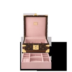 LOUIS VUITTON® - Coffret Joaillerie - Rose Ballerine Luxury Jewelry Box Louis Vuitton, Louis Vuitton Jewelry Case, Louis Vuitton Trunks, Louis Vuitton Trunk, Luxury Jewelry Box, Louis Vuitton Pink, Louis Vuitton Jewelry, Louis Vuitton Accessories, Lv Monogram