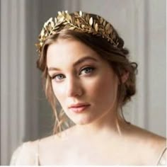 Questions? Leave A Comment Below! Greek Costume Goddess, Hair Styles With Tiara, Vintage Bride Hairstyles, Greek Hair, My Life Line, Dresses Hijab, Leaf Headpiece, Prom Hair Accessories, Crown For Women