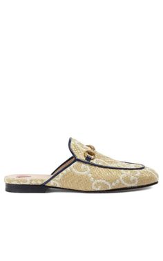 Shop the Beige GG Princetown Loafers by Gucci on Sale. Shop the fashion trends on Runway Catalog. Fast Delivery. Endless Designer Styles. Leather And Crochet, Chevron Outfit, Chevron Jewelry, Beige Crochet, Gucci Shop, Natural Textiles, Rug Bag, Buy Gucci, Navy Leather