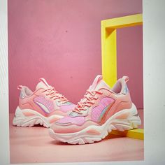 Chunky Pink Sneakers Brand New Colorful Sneakers Women, Chunky White Sneakers, Shein Shoes, Colorful Sneakers, Shoes Chunky, White Tennis Shoes, Sock Sneakers, Top Sneakers Women, Chunky Shoes