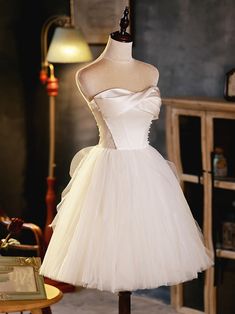 Ivory Tulle and Satin Short Party Dress, Ivory Homecoming Dress Gradua – BeautyDressy Short Strapless Prom Dresses, Champagne Homecoming Dresses, Yellow Homecoming Dresses, Confirmation Dresses, Red Quince, Guest Ideas, Purple Homecoming Dress, Burgundy Homecoming Dresses, Dresses Hoco