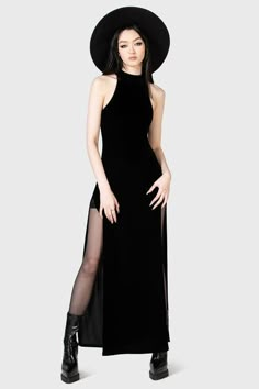 Goth Black Velvet Dress, Black Sleeveless Maxi Dress, Goth Maxi Dress, Minimalist Goth Aesthetic, Minimalist Goth Outfit, Witchy Fashion Modern Witch, Minimalist Goth Fashion, Summer Goth Fashion, Professional Goth