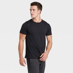 Men's Short Sleeve Performance T-Shirt - All in Motion Black S, Men's, Size: Small Interval Running, All In Motion, Basic Shirts, Athletic Shirts, Hem Style, Crew Neck Shirt, Mens Big And Tall, Sleeves Pattern, Basic Tees