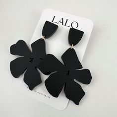 LALO | stunning 𝒏𝒆𝒘 Marisa Flower Statement earrings (matte black) Pairs perfectly with: * formal / black tie dress  * black bridesmaids dresses * monochromatic corporate outfits  Designed exclusively by LALO. Made in our home studio in Brisbane, Australia  Made with locally sourced, lightweight acrylic and surgical steel posts (studs). Suitable for most sensitive ears.  ♥ SAME-DAY DISPATCH* (order before 12pm aest for same day dispatch) ♥ FREE EXPRESS AU SHIPPING on orders over $50  ♥ intern Elegant Black Flower Earrings For Evening, Elegant Black Flower Earrings For Wedding, Matte Black Elegant Jewelry For Formal Occasions, Elegant Matte Black Jewelry For Formal Occasions, Elegant Black Flower Earrings For Party, Chic Black Earrings For Wedding, Flower Statement Earrings, Black Bridesmaids, Corporate Outfits