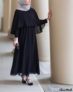 OliviaMark - Exquisite East Muslim Chiffon Dress: Sophisticated Cape-Style Long Robe Fesyen Islam, Estilo Hijab, Islamic Dress, Salwar Kamiz, Mode Abaya, Muslim Fashion Dress, Wedding Hijab, Muslim Dress, Abaya Designs