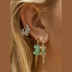 Bibi van der Velden earring 18-karat white gold  Green Tsavorite gemstones For pierced ears Imported Please note, this is a single earring. Earrings Silver And Gold, Alligator Earrings, Earring Charm, Earring Stack, Animal Earrings, Fashion Jewelry Earrings, Green Amethyst, Single Earring, Jewelry Inspo