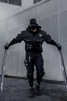 #techwear #techwearfashion #techwearfits #techwearlooks #techweargeneral #techwearstyle #techwearsociety #techwearoutfit #techwearunite #techwearusa #techwear_essentials #techwearclothing #techweargirls #techfashion #scarlxrd #darkwear #cyberpunk #streetwear #wearetechwear Cyberpunk Look, Women Techwear, Techwear Hoodie, Cyberpunk Streetwear, Fabric Of The Universe, Fashion Collection Inspiration