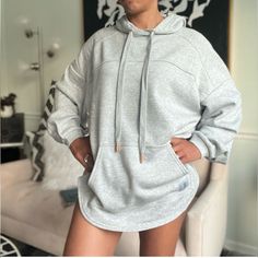 Savage X Fenty Platinum Grey Xssential Seamed Oversized Drawstring Hoodie & Sky-Hi Pocket Logo Leggings Loungewear By Rihanna Both Are Size Small Women’s Received So Many Compliments When I Wore My Set. More Savage X Available In Closet. Trusted Reputable Seller. Items Are Unopened In Original Packaging Nwt Never Miss A Beat In Our Fleece Xssential Hoodie, Featuring An Oversized Fit, Raw Edge Details, A Drawstring Hood, And Our X Logo On The Front Pocket. Lounge Fleece Oversized Hoodie Shirttail Athleisure Sweatshirt With Pockets For Loungewear, Gray Sportswear Hoodie For Spring, Athleisure Sweatshirt With Pockets For Lounging, Trendy Gray Activewear For Spring, Athletic Heather Sweatshirt For Loungewear, Gray Sweatshirt With Pockets For Loungewear, Sporty Heather Grey Sweats For Loungewear, Sporty Winter Sweats With Drawstring, Athletic Heather Hoodie With Ribbed Cuffs For Loungewear