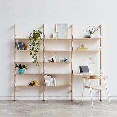 #bookcase #bookshelf #books #bookstagram #interiordesign #furniture #kitabr #bookshelves Small Desk Area, Desk Units, Home Office Set Up, Office Shelving, Display Area, Black Shelves, Modular Shelving, Salon Interior Design, Shelving Systems